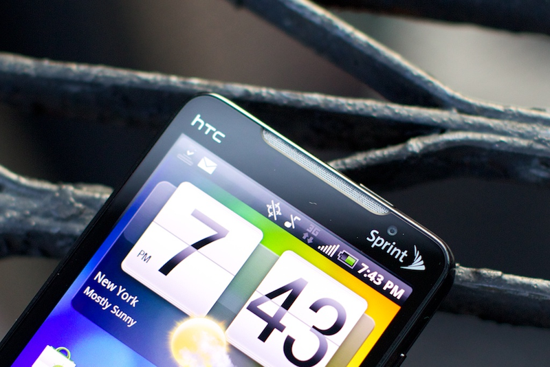 Illustration for article titled HTC Evo 4G Review: A War Machine